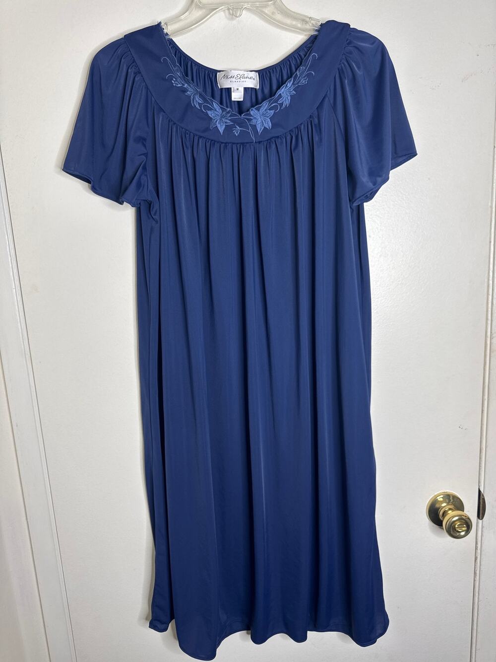 Vintage Miss Elaine Classics Blue Embroidered Nightgown Size M Short Sleeve